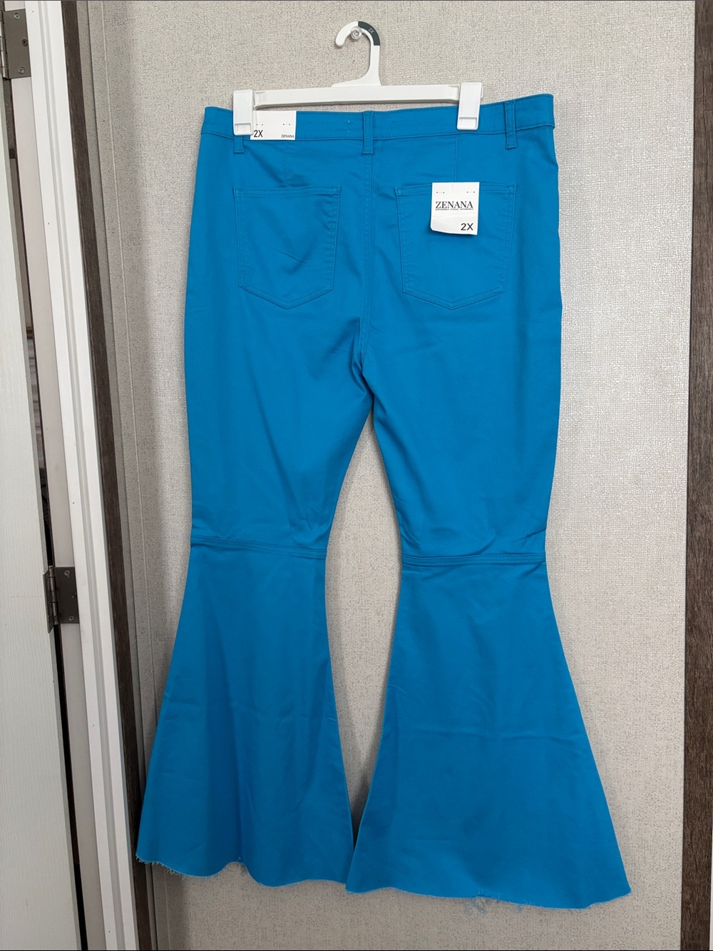 Zenana Outfitters Blue Flare Jeans